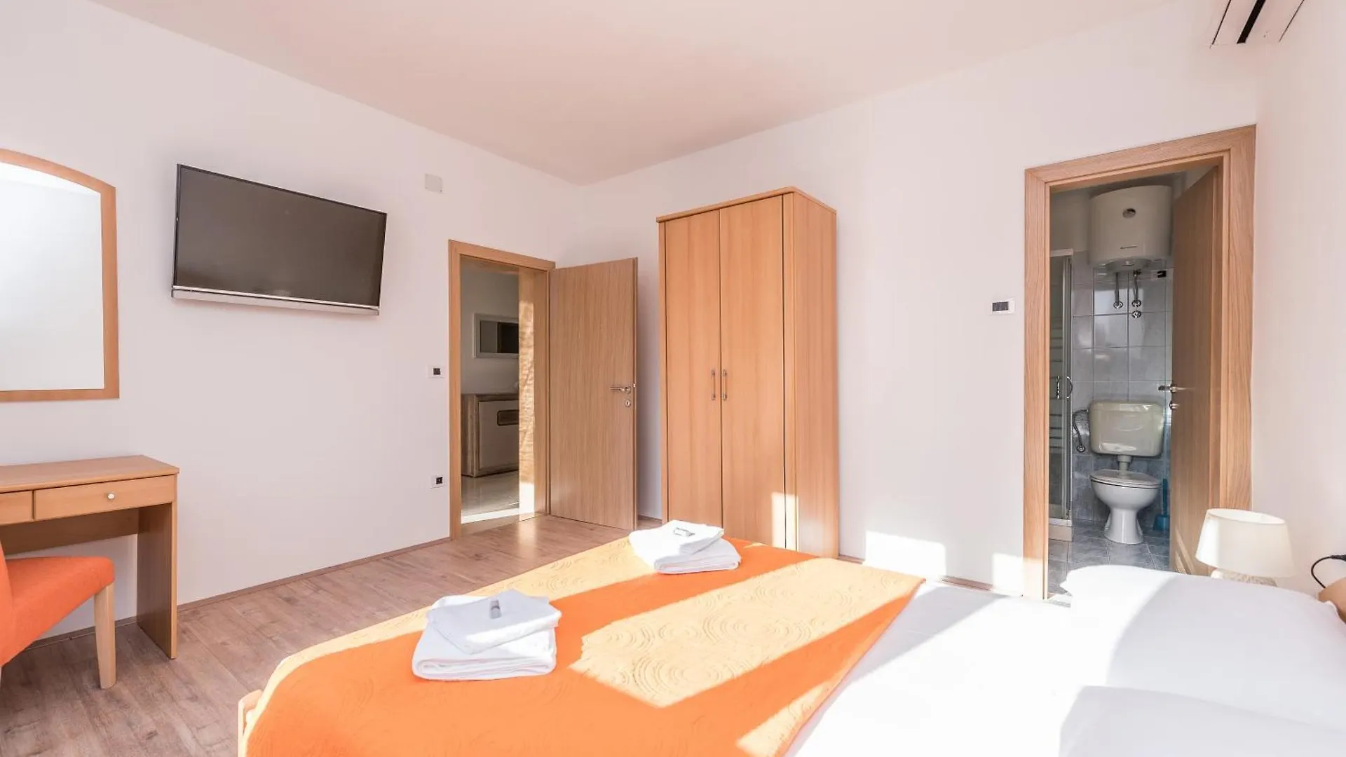 Holiday home Holiday House With A Parking Space Vrsi - Mulo, Zadar - 16527